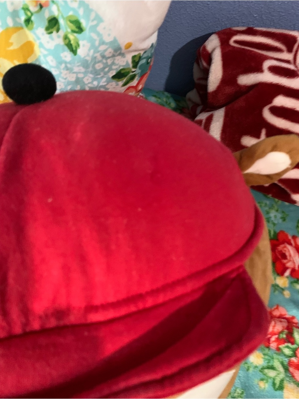 Buc-ees Red Insulated 30 Oz Tumbler & Large Buc-ee Squishmallow Pillow - Picture 7 of 9